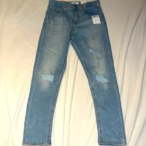 BOYS LEVI TAPER BLUE JEANS , SIZE 12 REG , NEVER WORN
